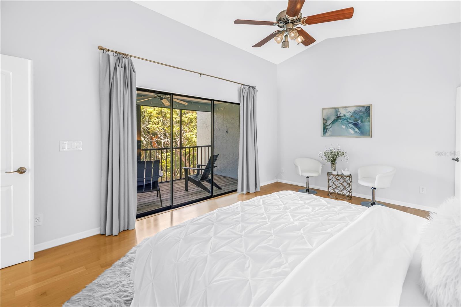 1092 SANABEL CT NE — photo 18
