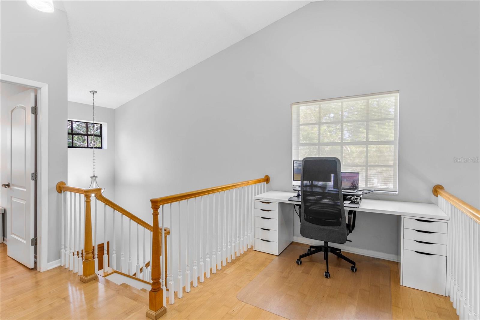 1092 SANABEL CT NE — photo 16