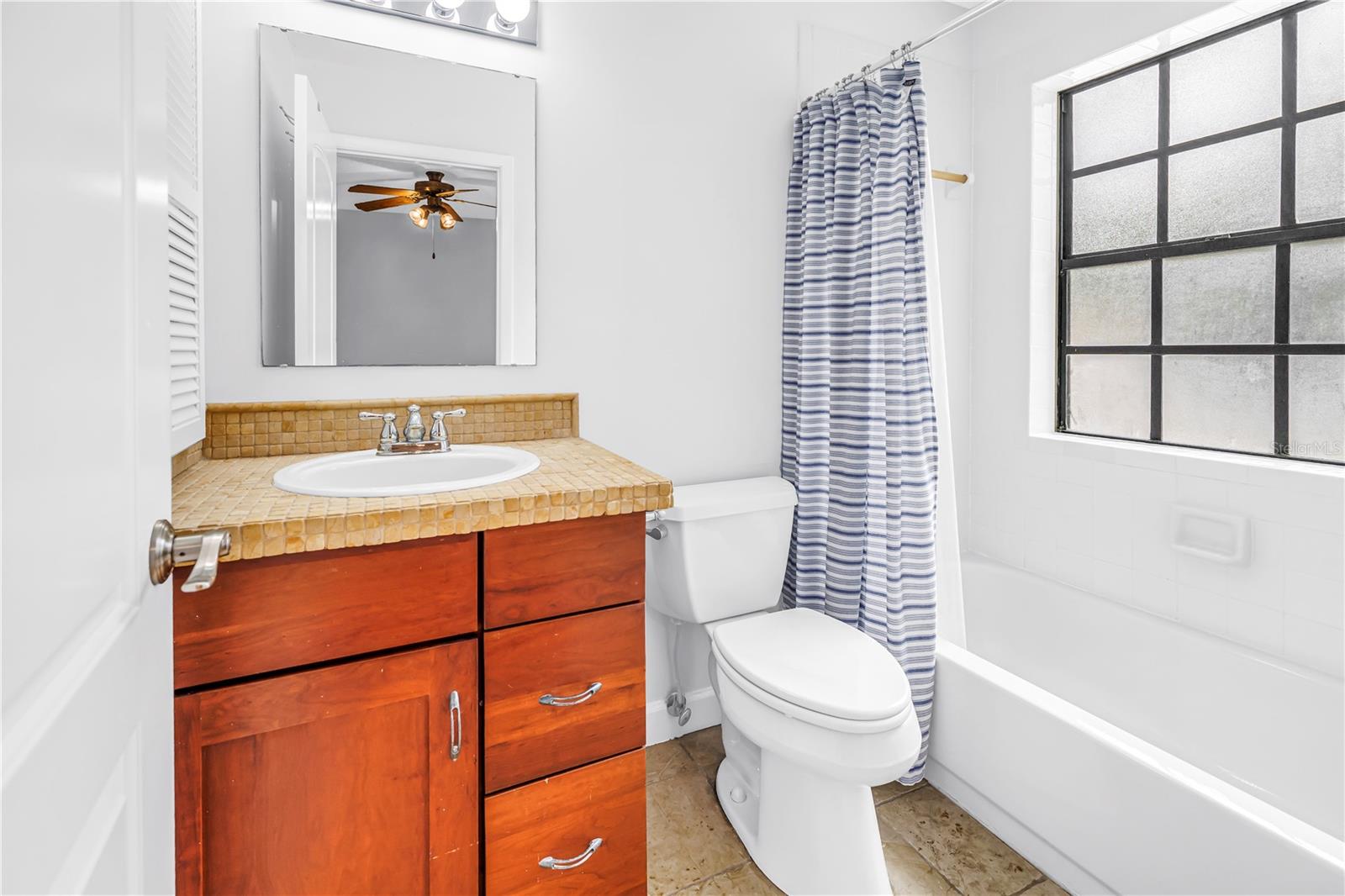 1092 SANABEL CT NE — photo 24