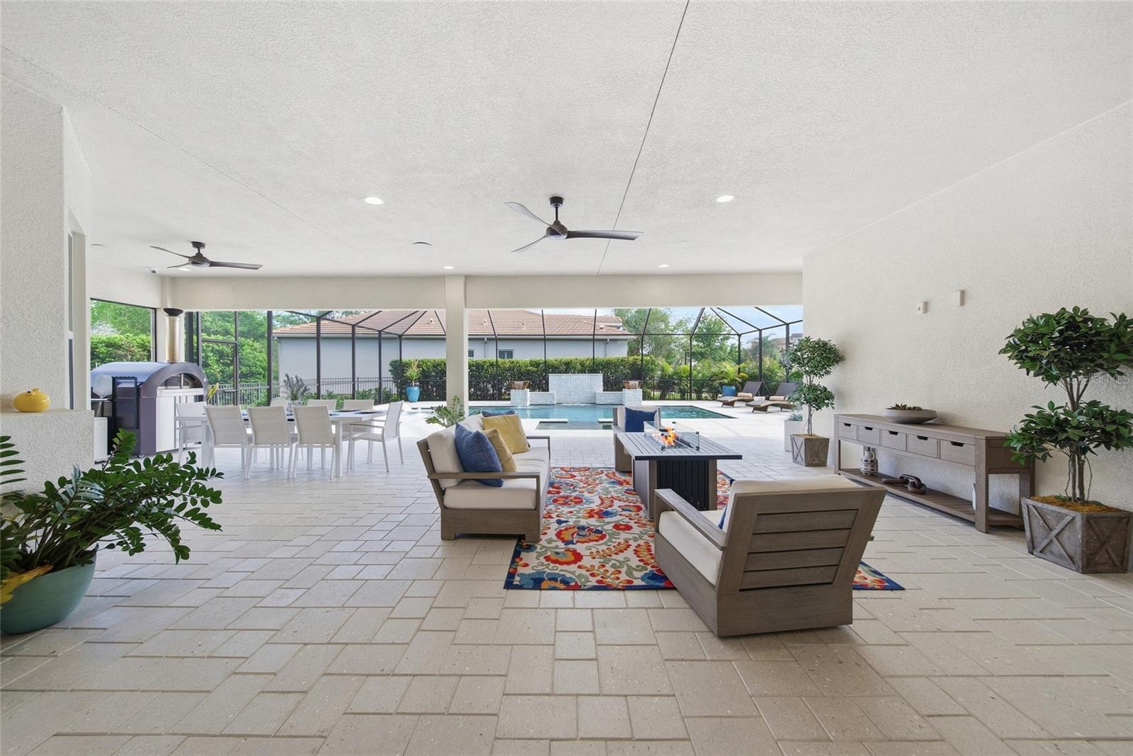 2420 COCO PALM CIR — photo 58
