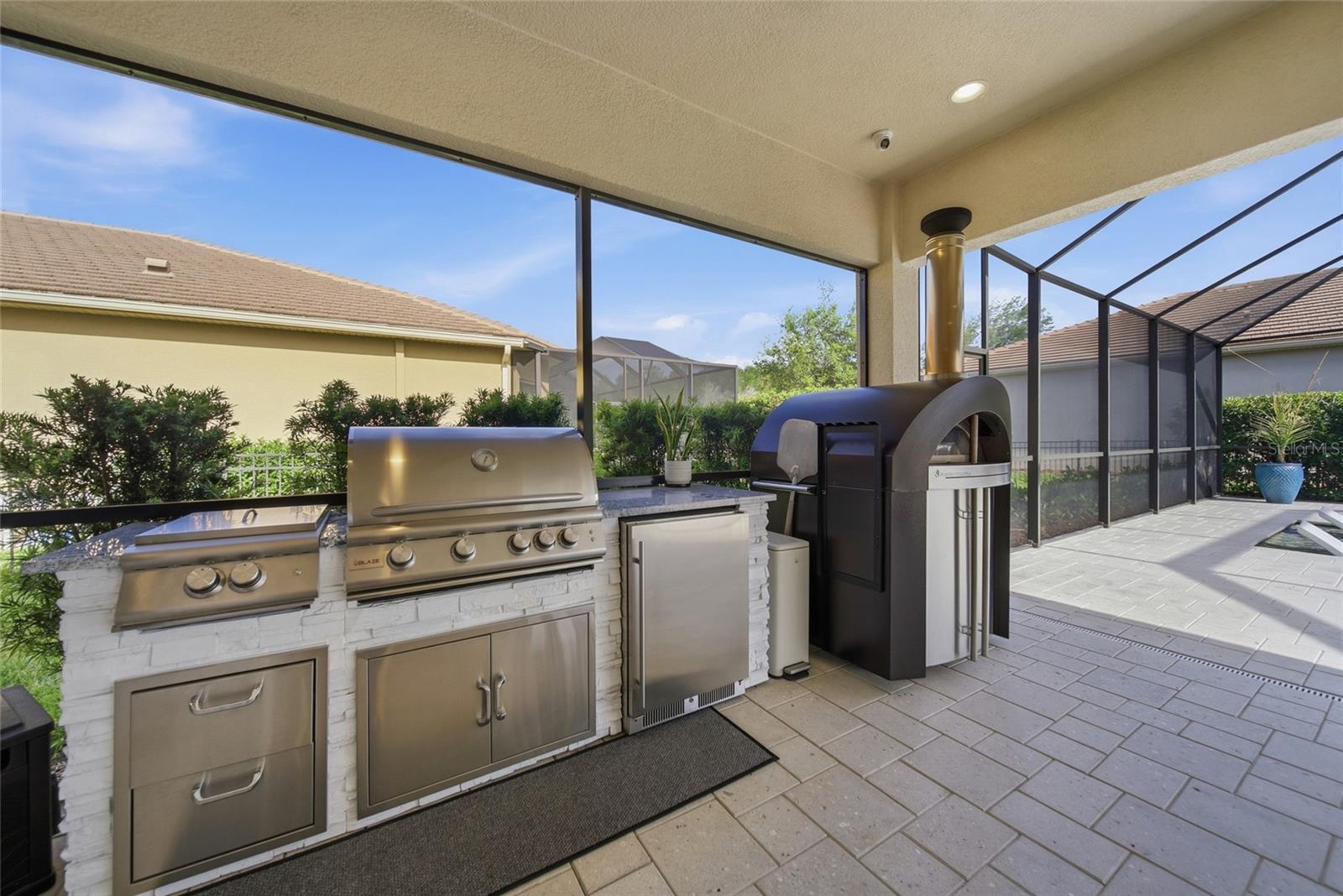 2420 COCO PALM CIR — photo 64