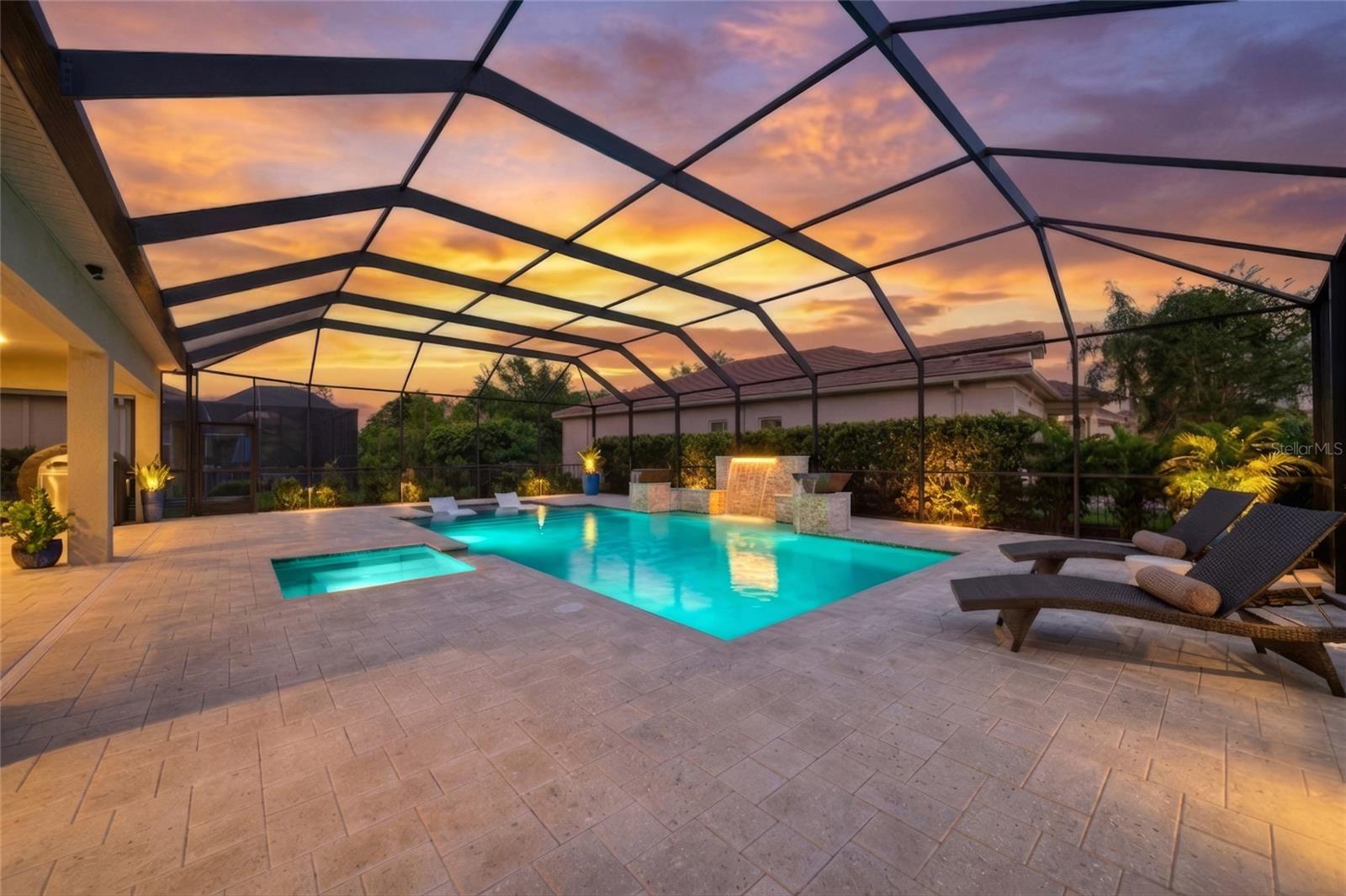 2420 COCO PALM CIR — photo 3