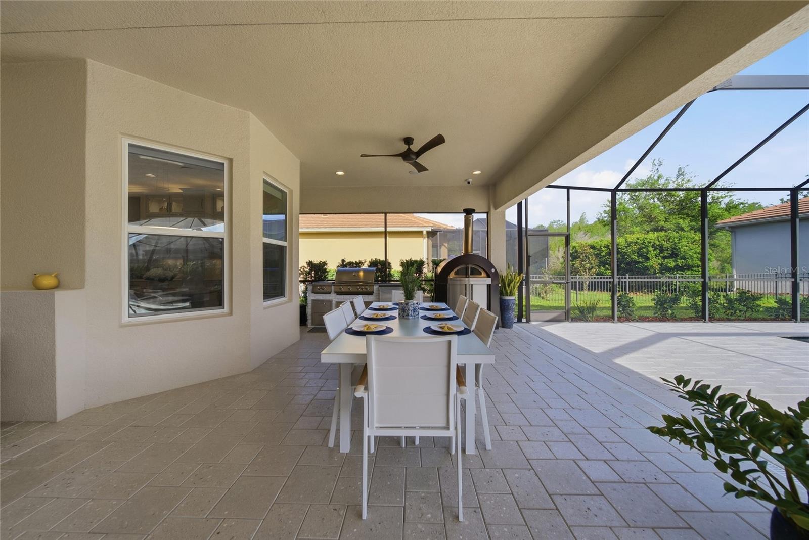 2420 COCO PALM CIR — photo 63
