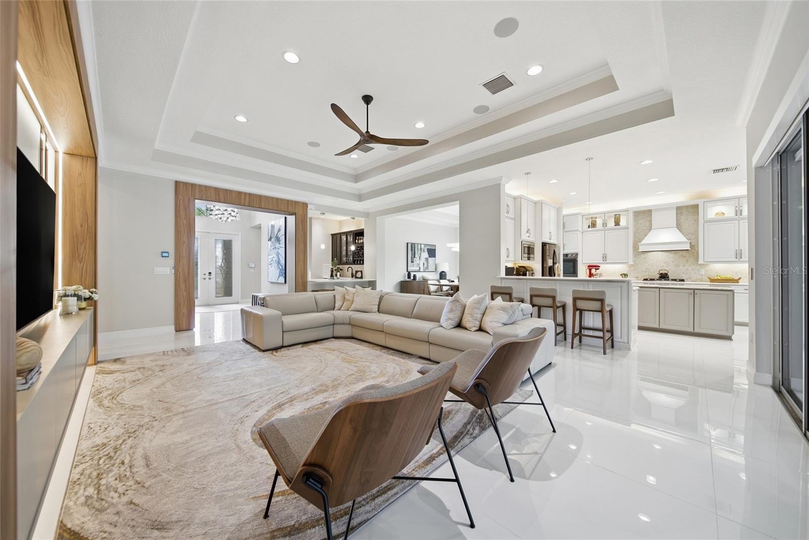 2420 COCO PALM CIR — photo 34