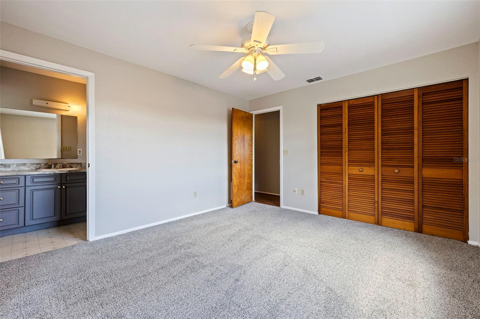 334 CROSSWINDS DR — photo 23