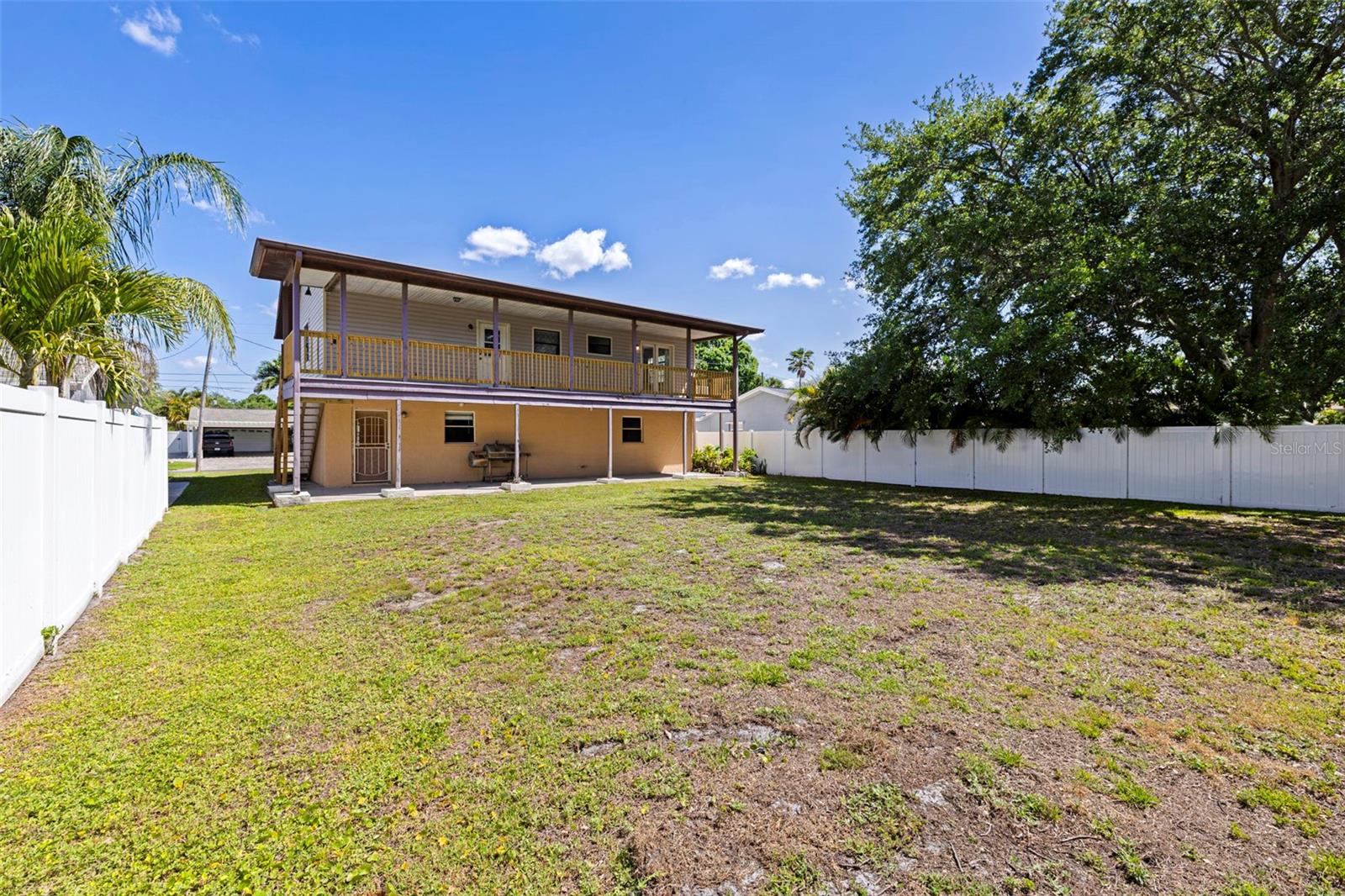 334 CROSSWINDS DR — photo 30