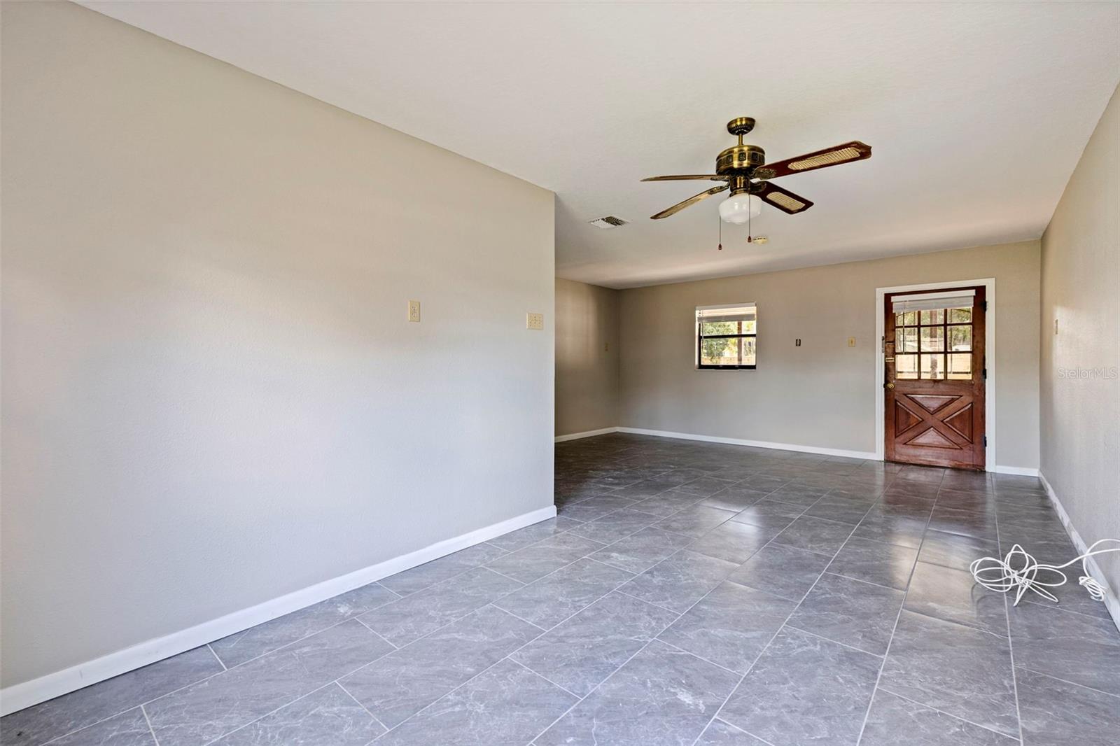 334 CROSSWINDS DR — photo 27