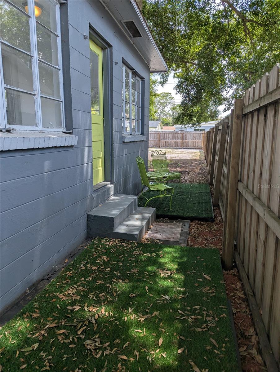 3834 DR MARTIN LUTHER KING JR ST S — photo 30
