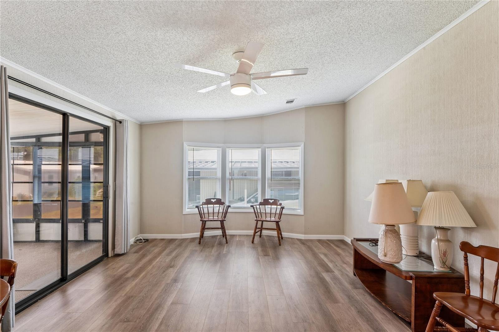 37537 PINATA AVE — photo 8