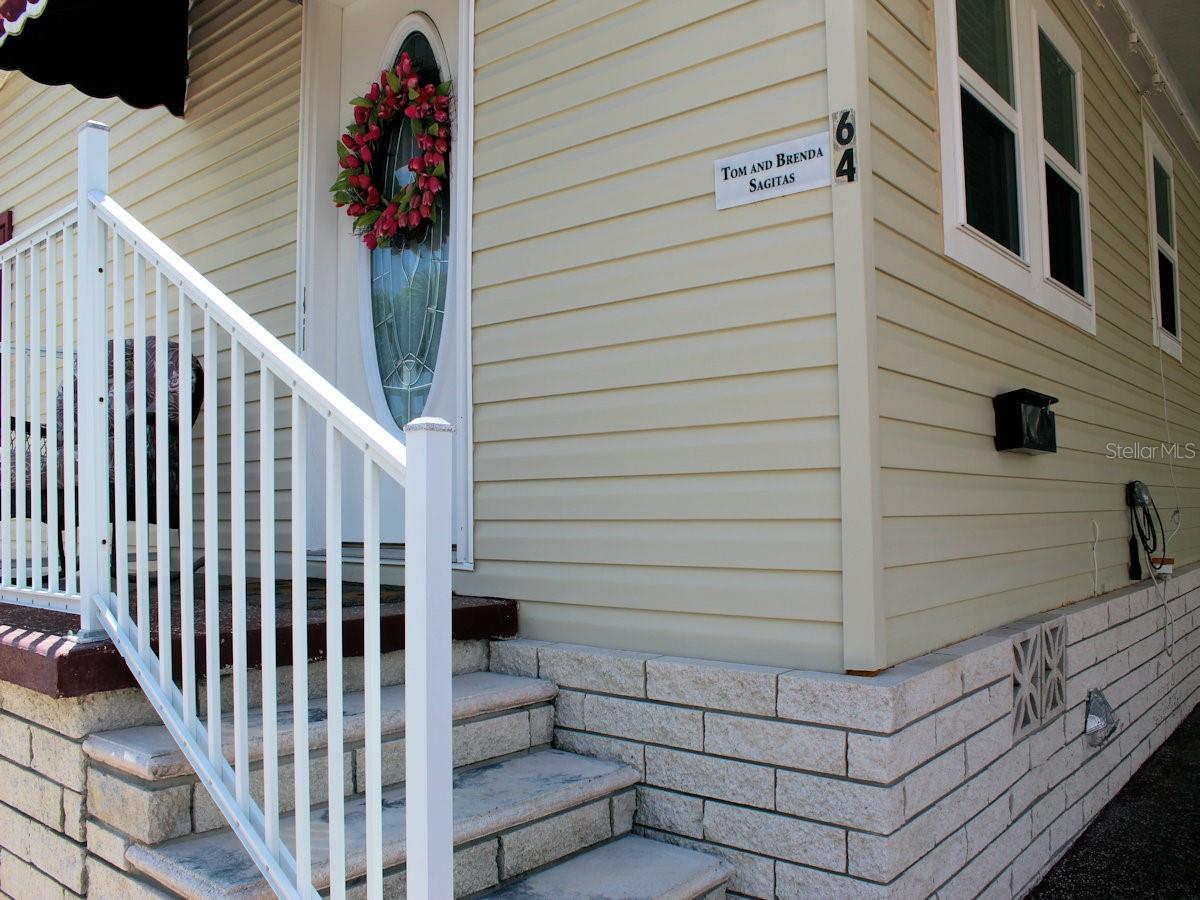 64 THATCH PALM ST W — photo 12
