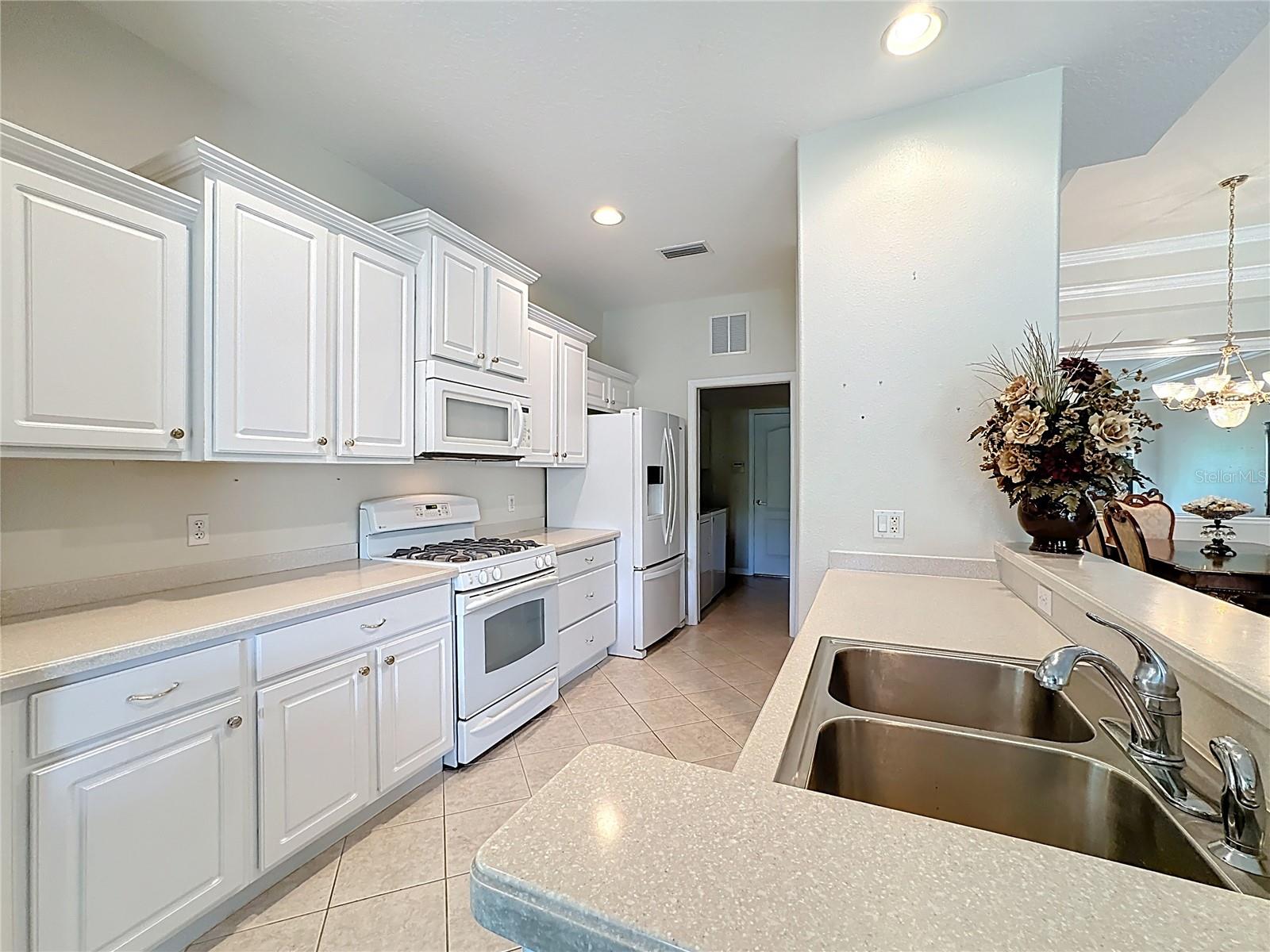 8721 STONE HARBOUR LOOP — photo 17