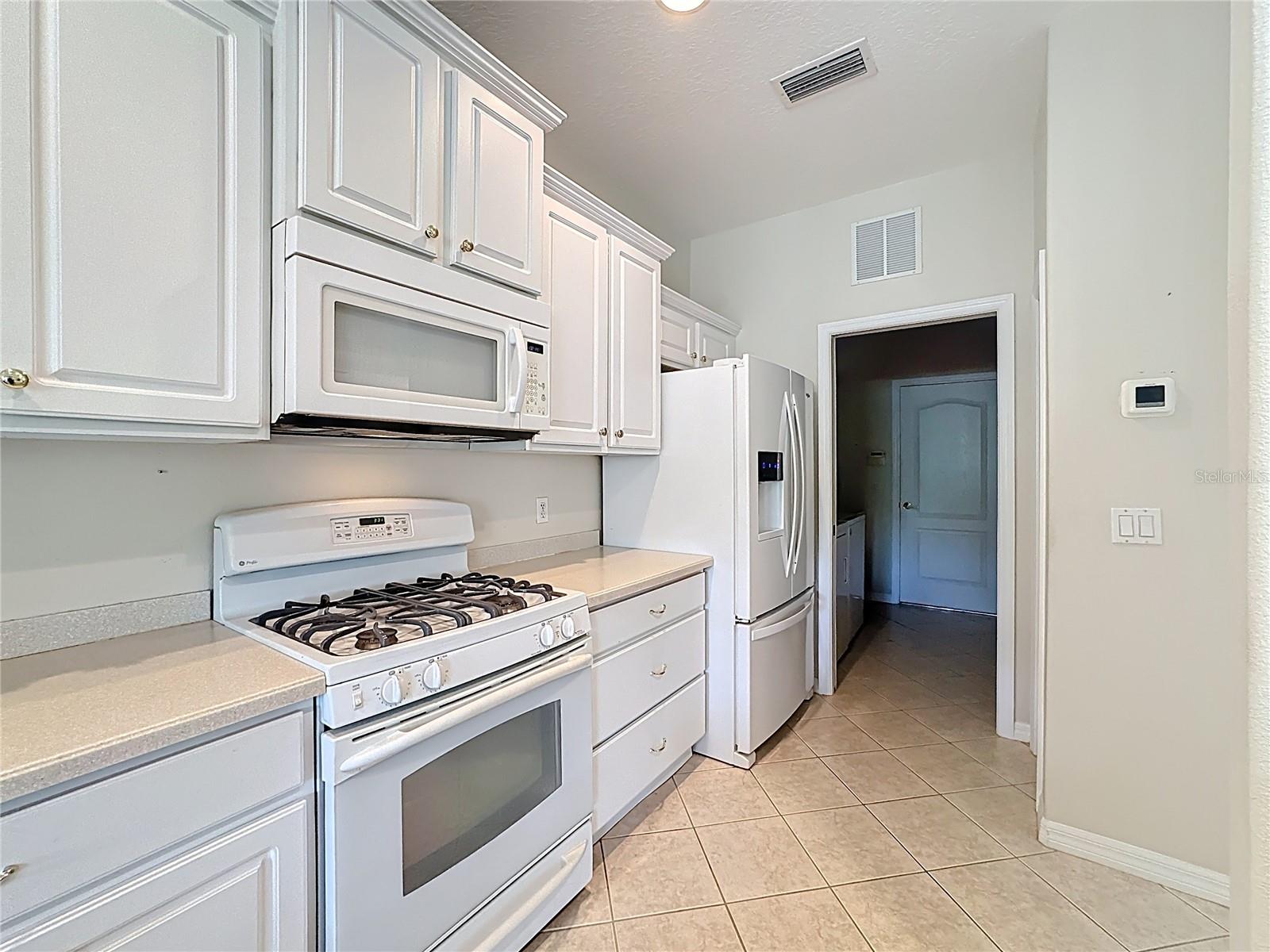 8721 STONE HARBOUR LOOP — photo 18