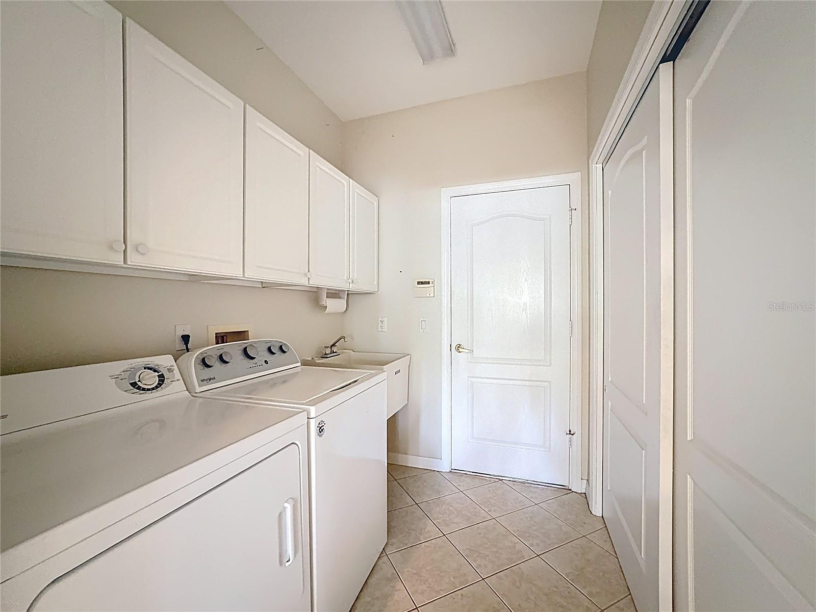8721 STONE HARBOUR LOOP — photo 36