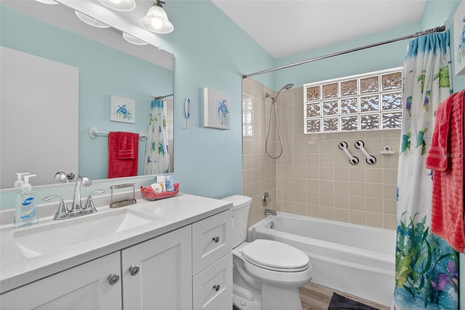 809 OAKMONT AVE — photo 25