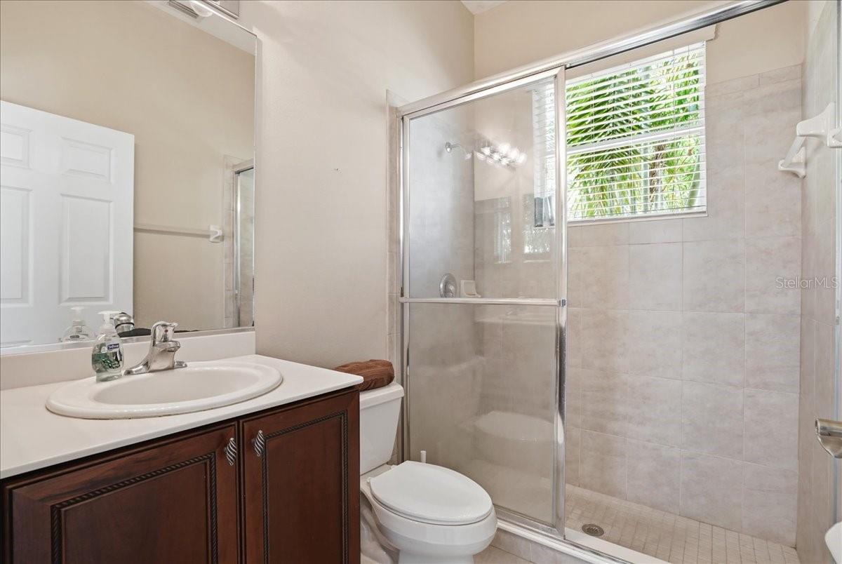 5809 LEXINGTON DR — photo 31