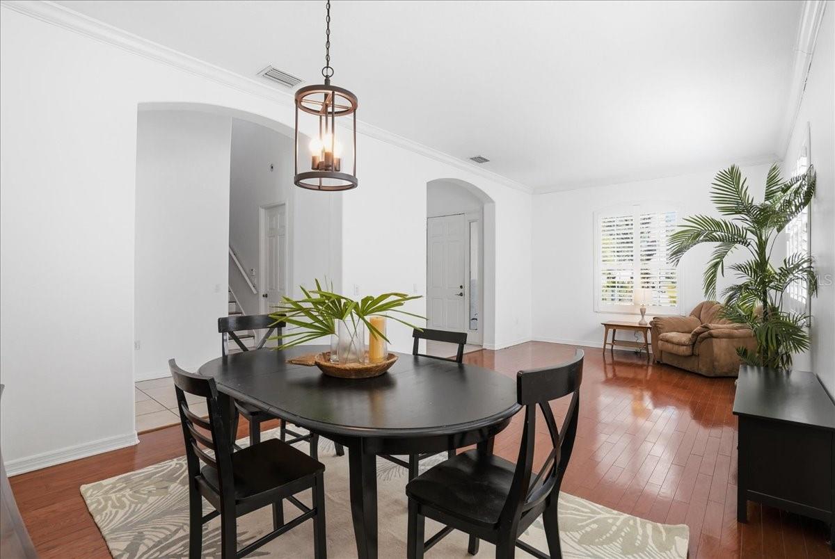 5809 LEXINGTON DR — photo 18