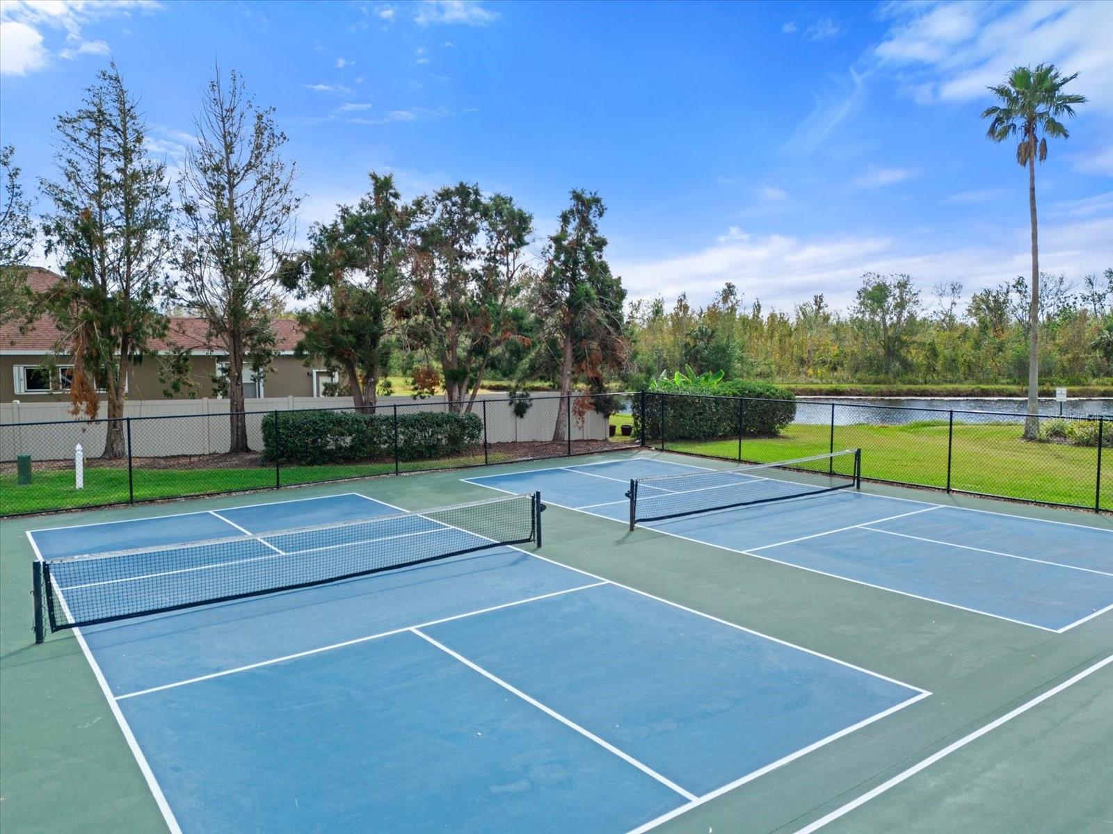 5809 LEXINGTON DR — photo 49