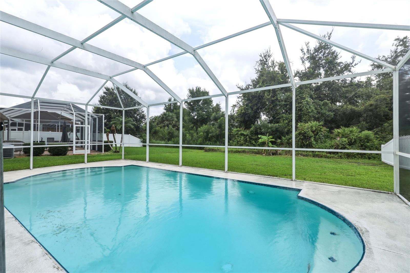 10526 BENEVA DR — photo 32