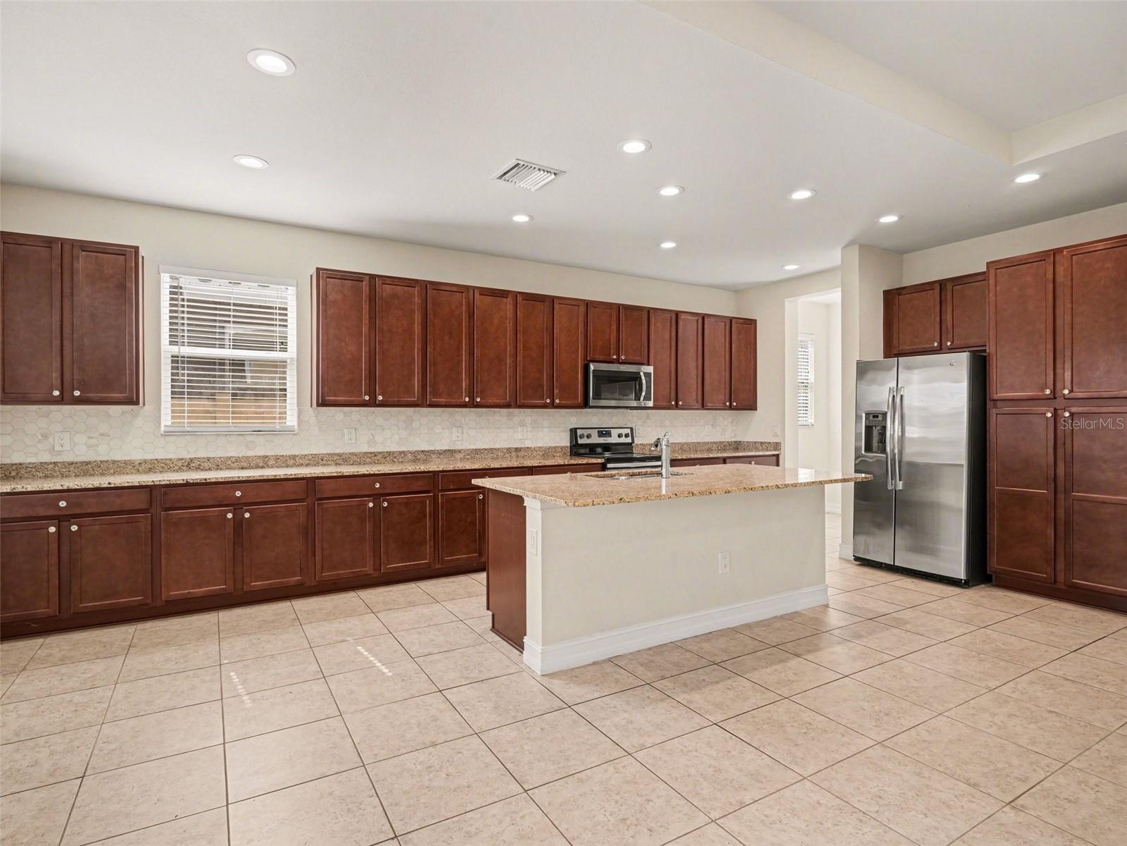 4429 CONCHFISH LN — photo 3