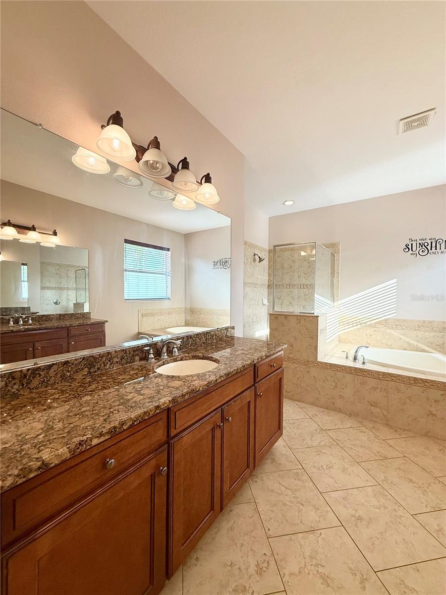 19125 SWEET CLOVER LN — photo 9