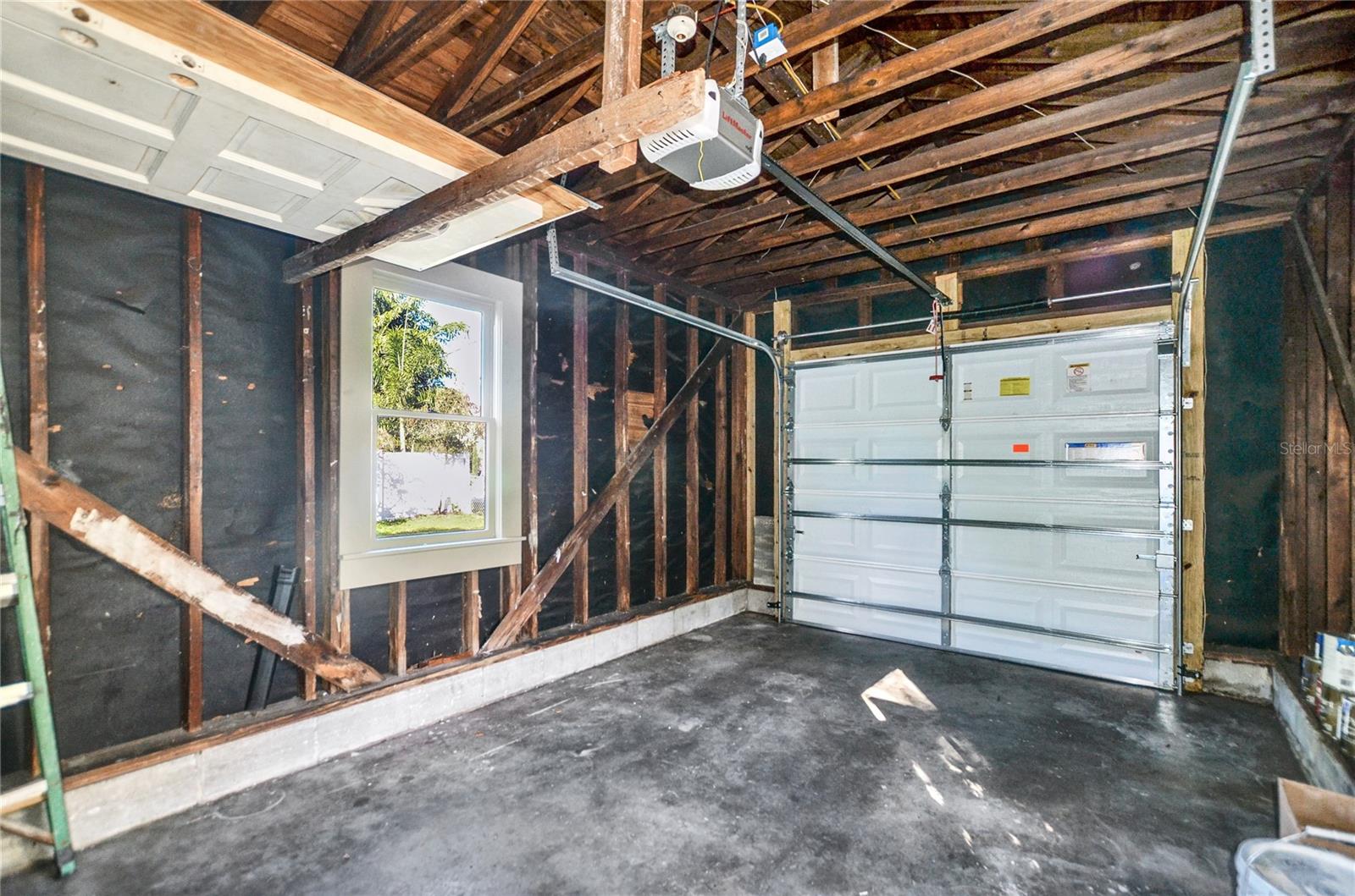 301 S AUDUBON AVE — photo 10