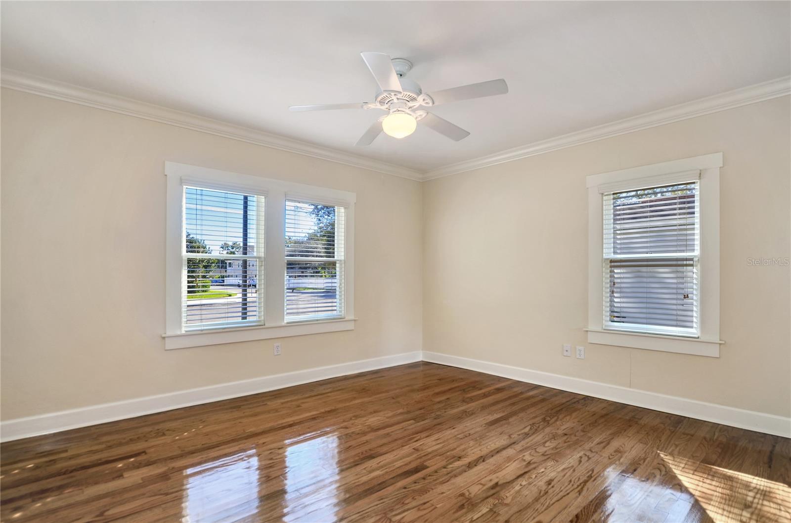 301 S AUDUBON AVE — photo 17