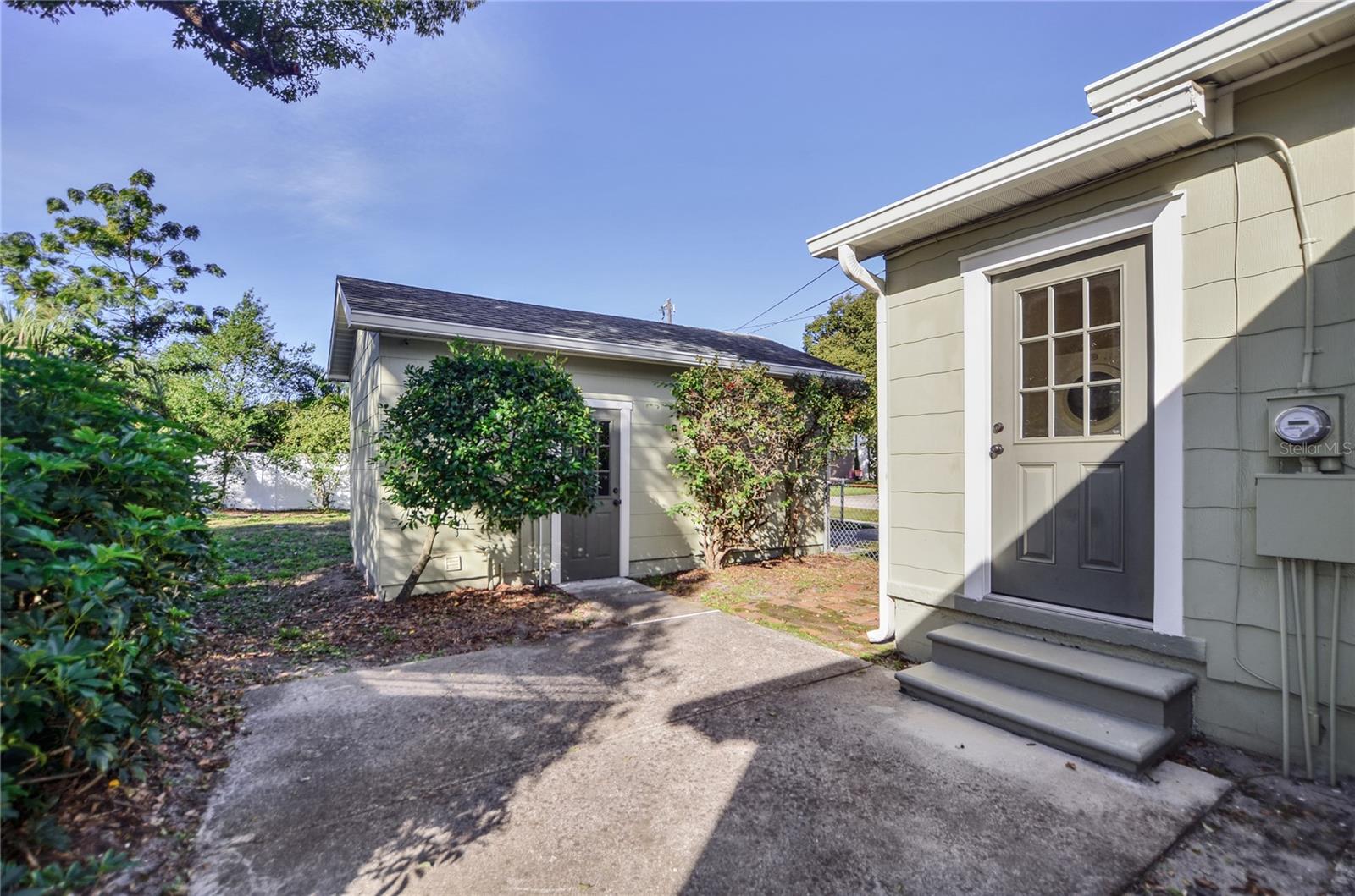 301 S AUDUBON AVE — photo 8