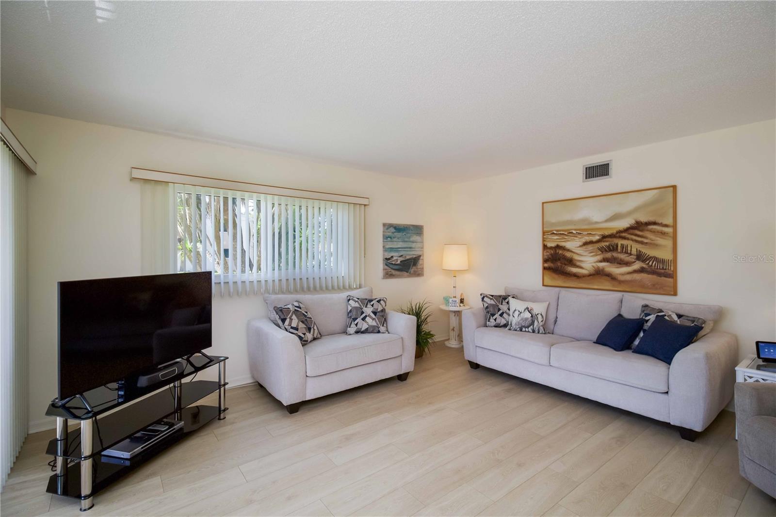 5476 SWIFT RD #19 — photo 5