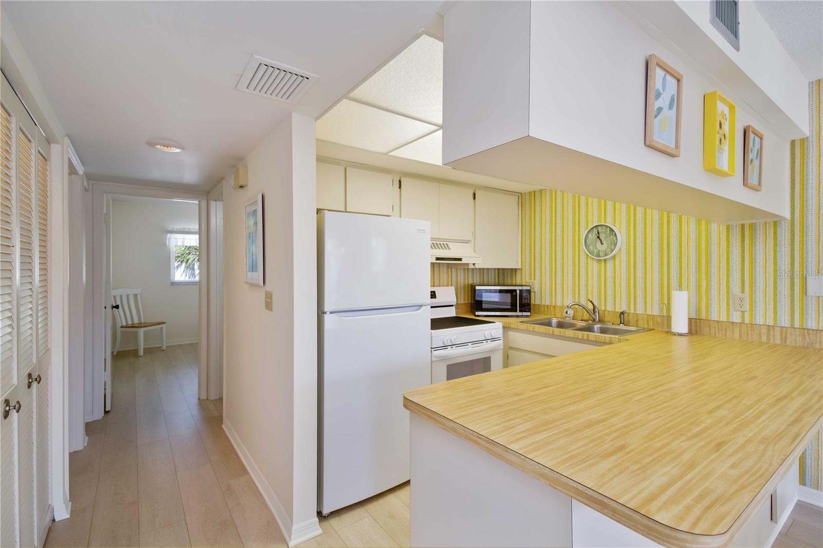 5476 SWIFT RD #19 — photo 14