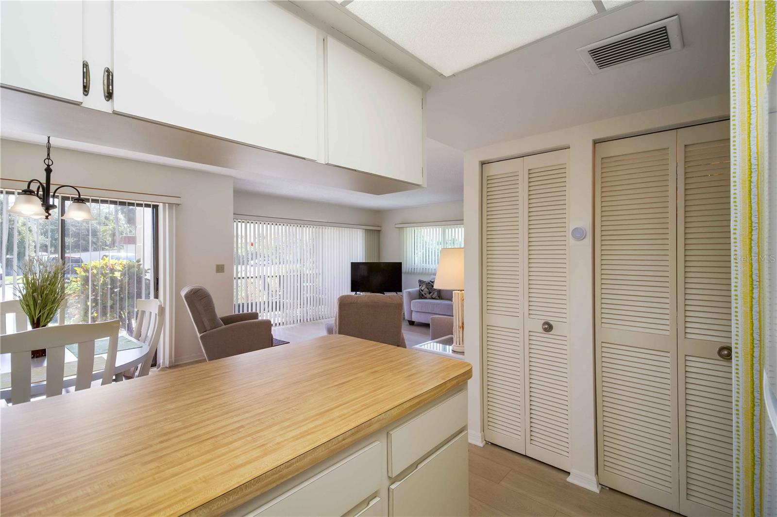 5476 SWIFT RD #19 — photo 17