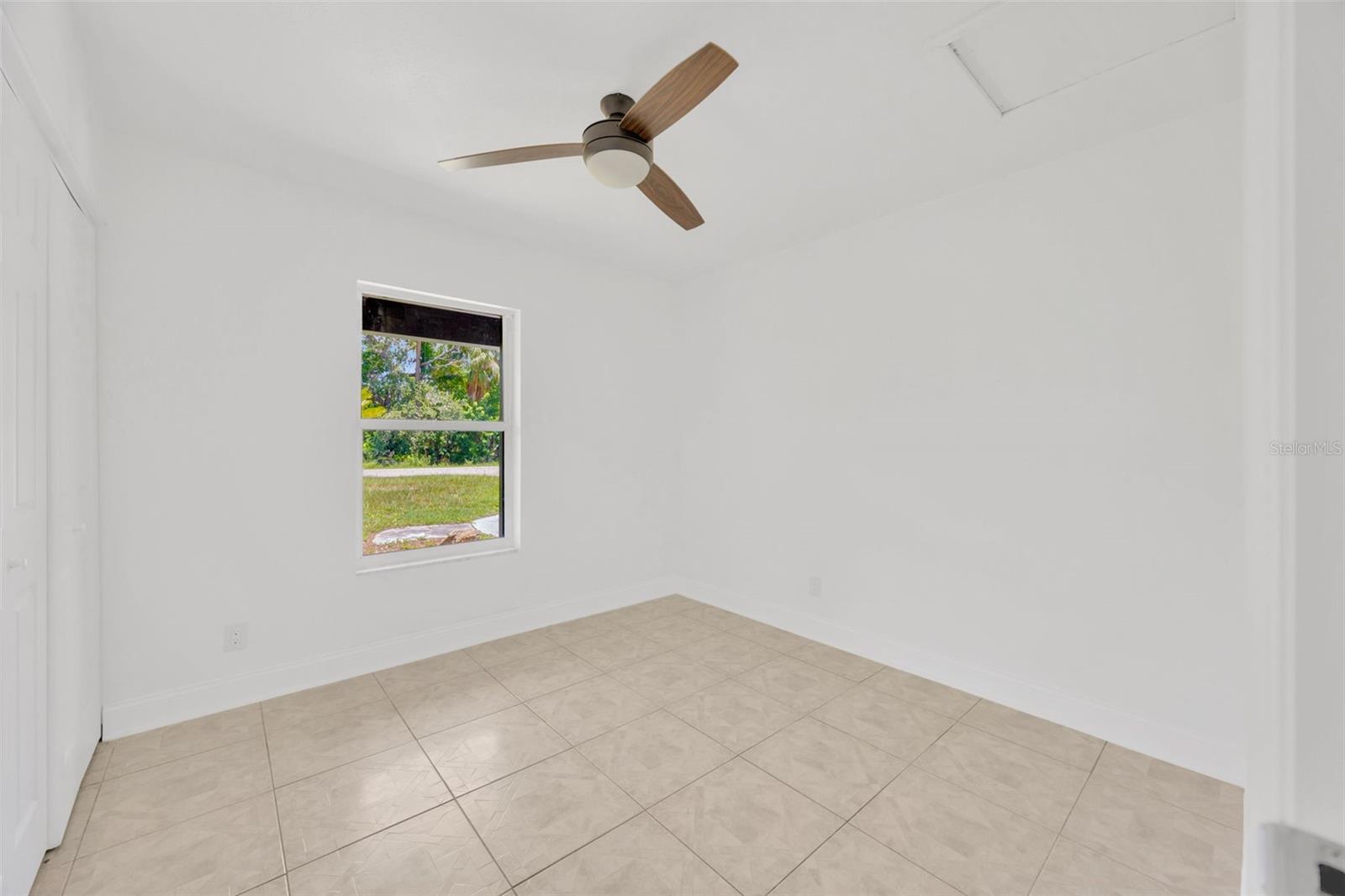 9935 RIVER DR — photo 18