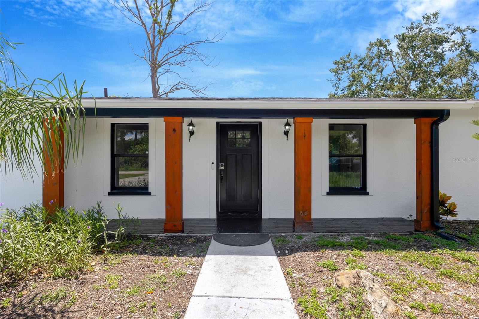 9935 RIVER DR — photo 2