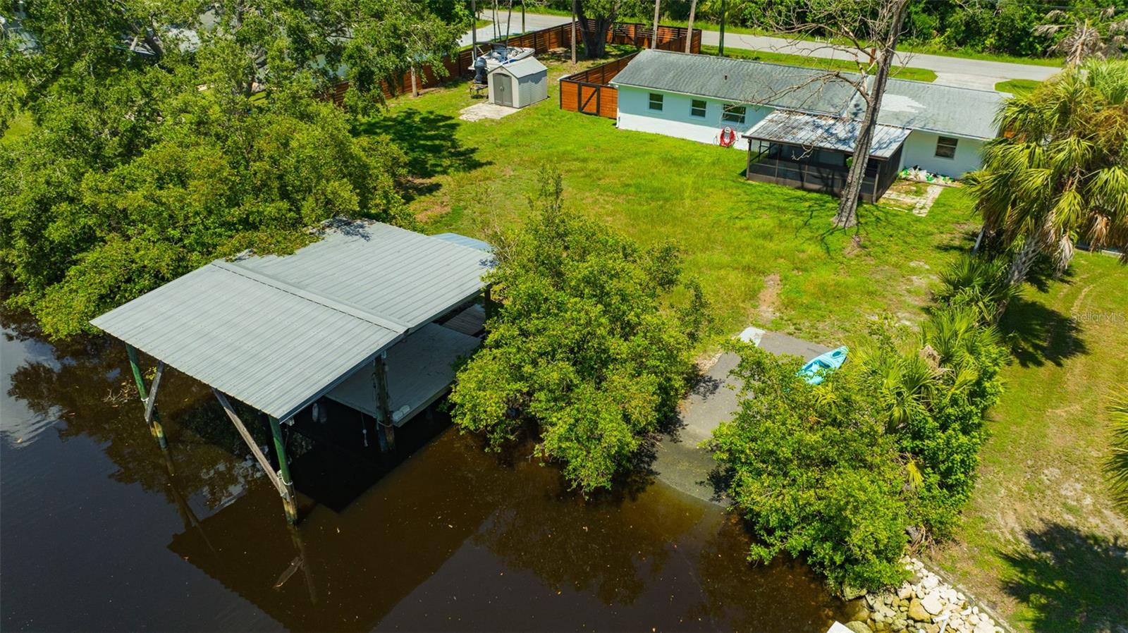 9935 RIVER DR — photo 3