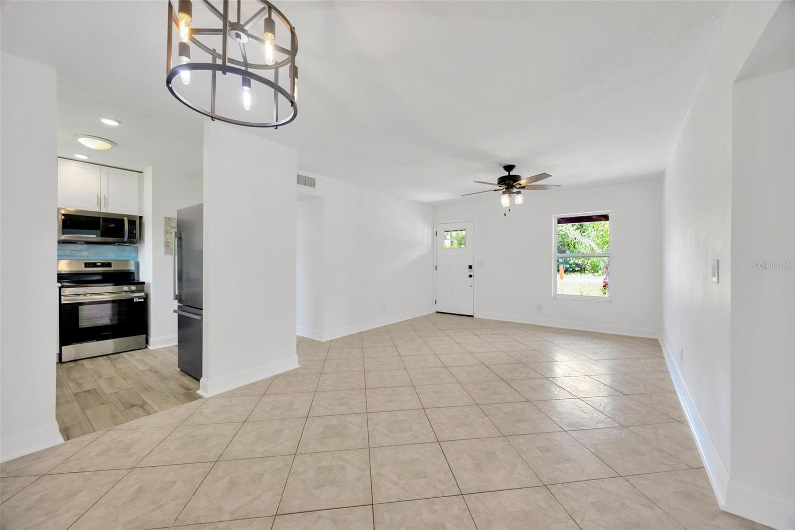 9935 RIVER DR — photo 11