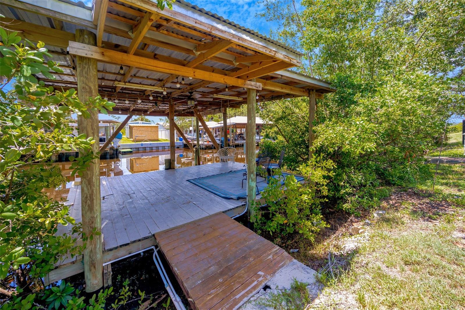9935 RIVER DR — photo 7