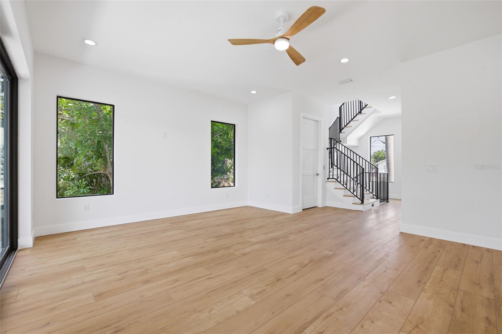 1943 SHORE ACRES BLVD NE — photo 15