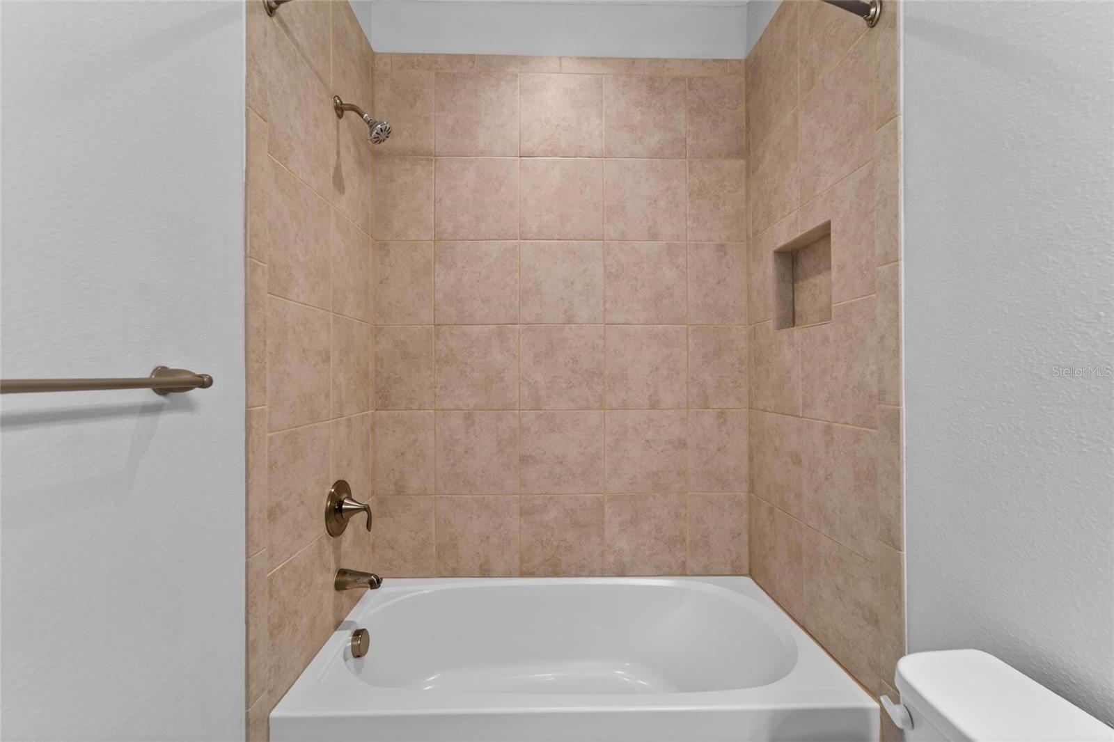 8108 MUDDY PINES PL — photo 36