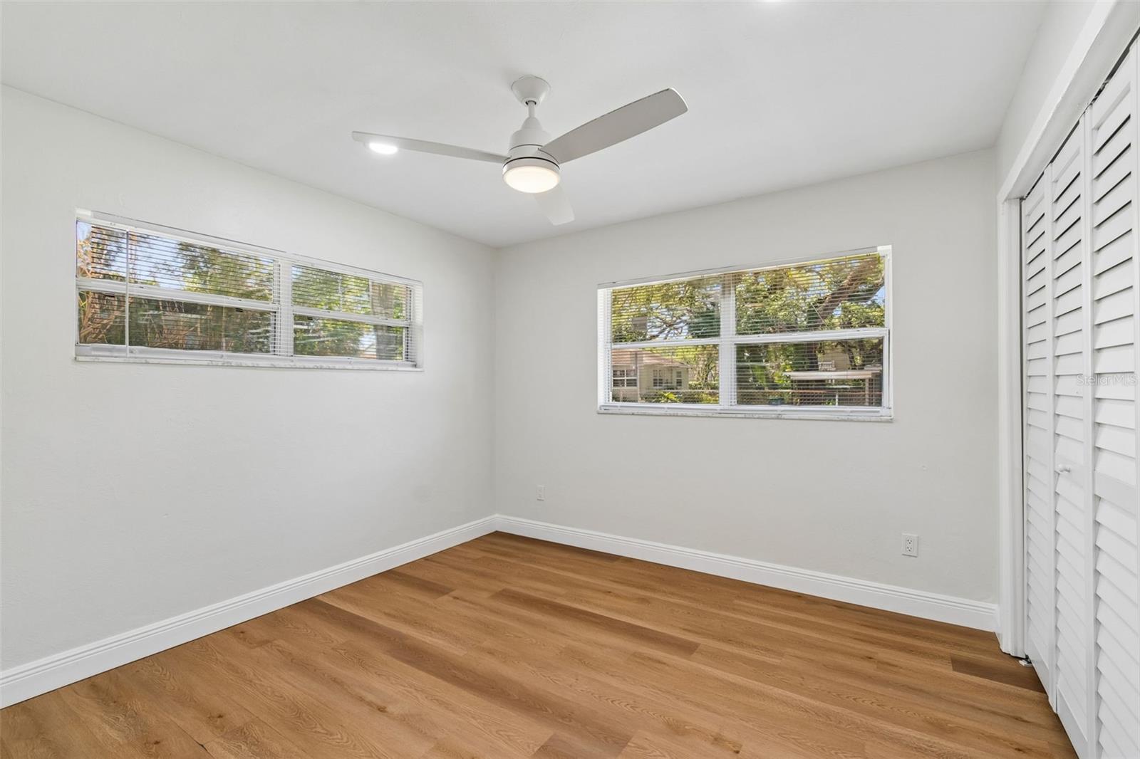 1212 E 24TH AVE — photo 31