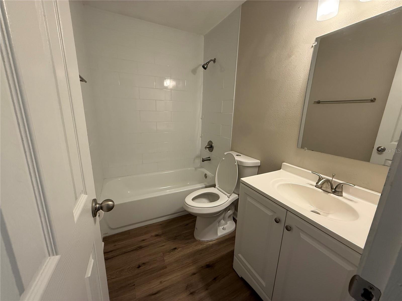 712 HAZY MEADOW CT — photo 20