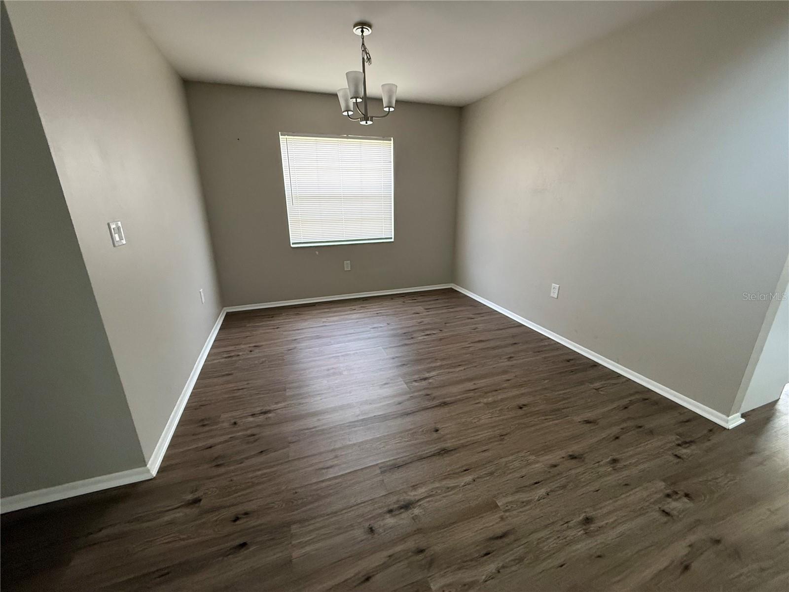 712 HAZY MEADOW CT — photo 11