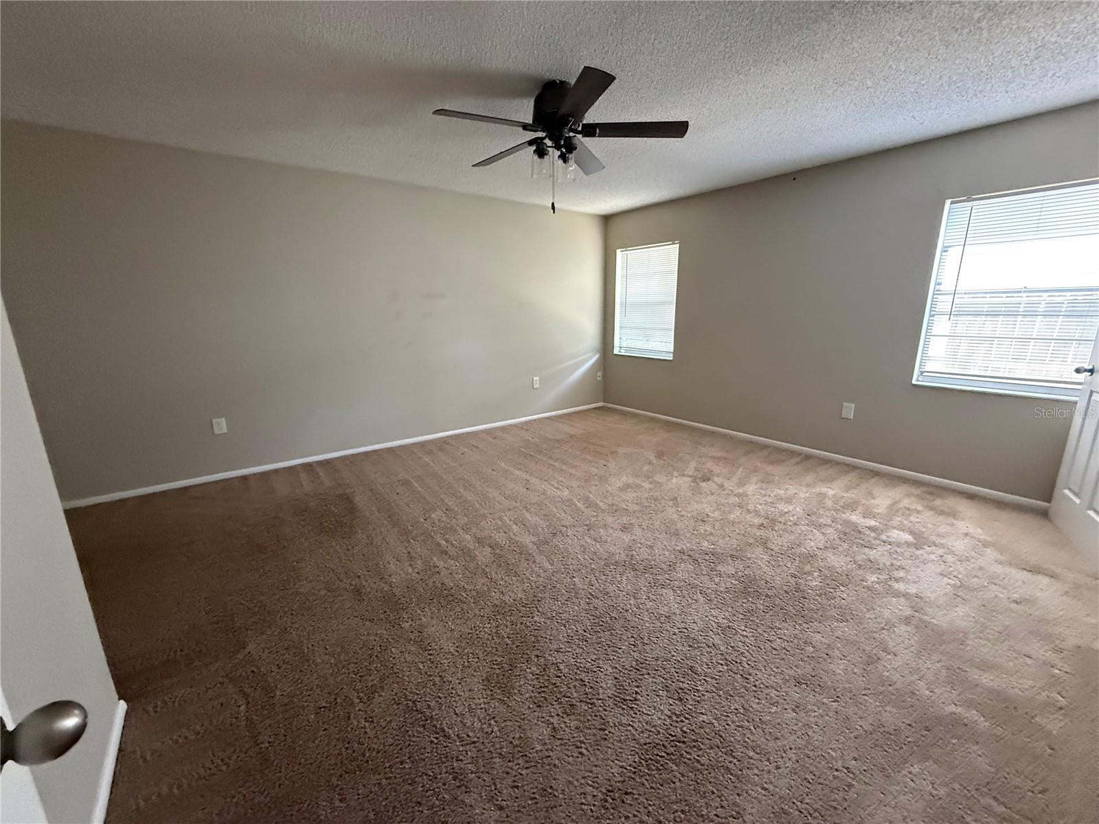 712 HAZY MEADOW CT — photo 15