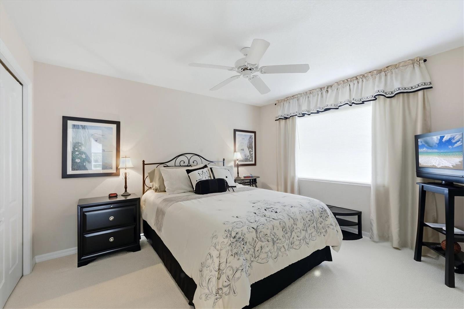 1166 EAGLES FLIGHT WAY — photo 40