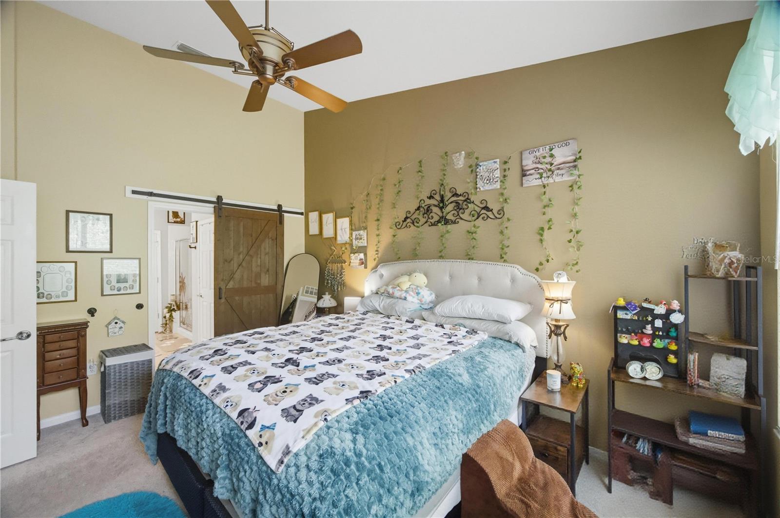 2111 RIVER TURIA CIR — photo 18