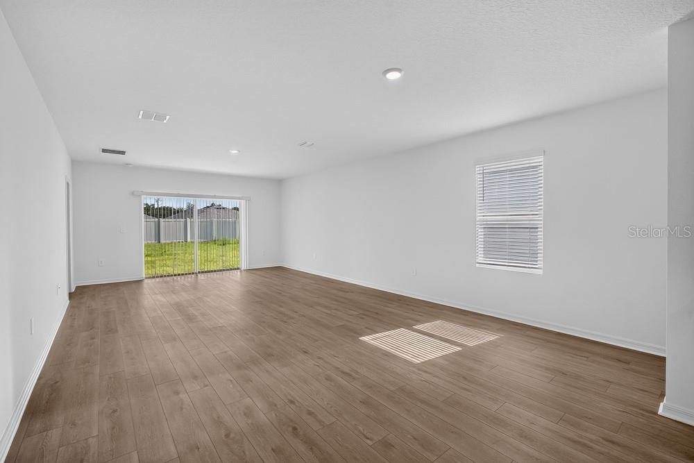 12219 TEMPEST LN — photo 3