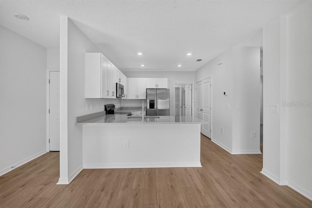 12219 TEMPEST LN — photo 2