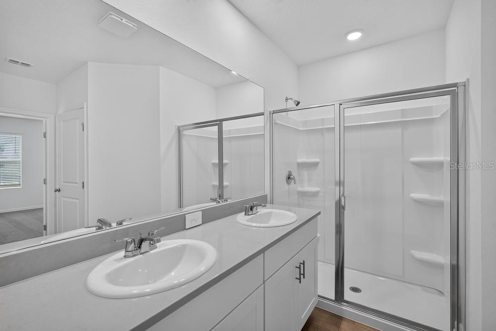 12219 TEMPEST LN — photo 4