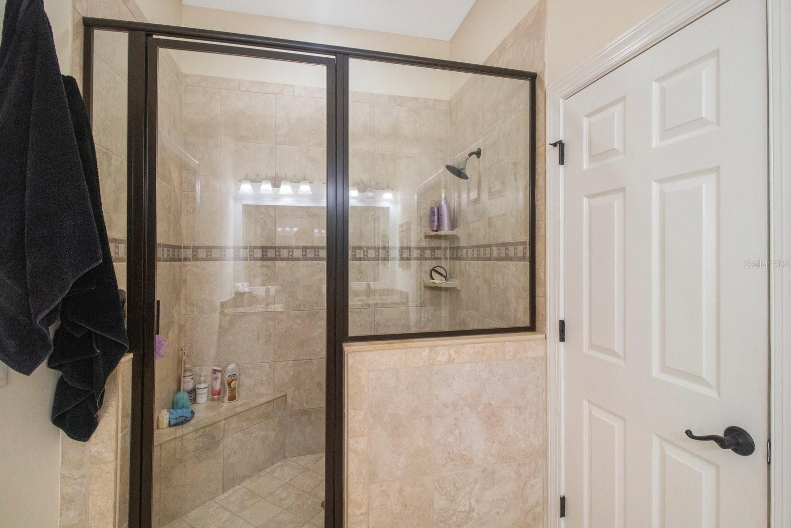 4884 YACHT CLUB DR — photo 21