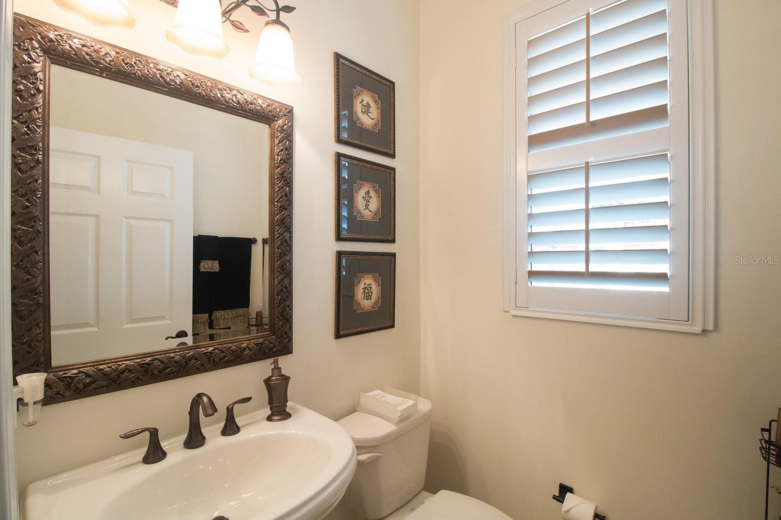 4884 YACHT CLUB DR — photo 32