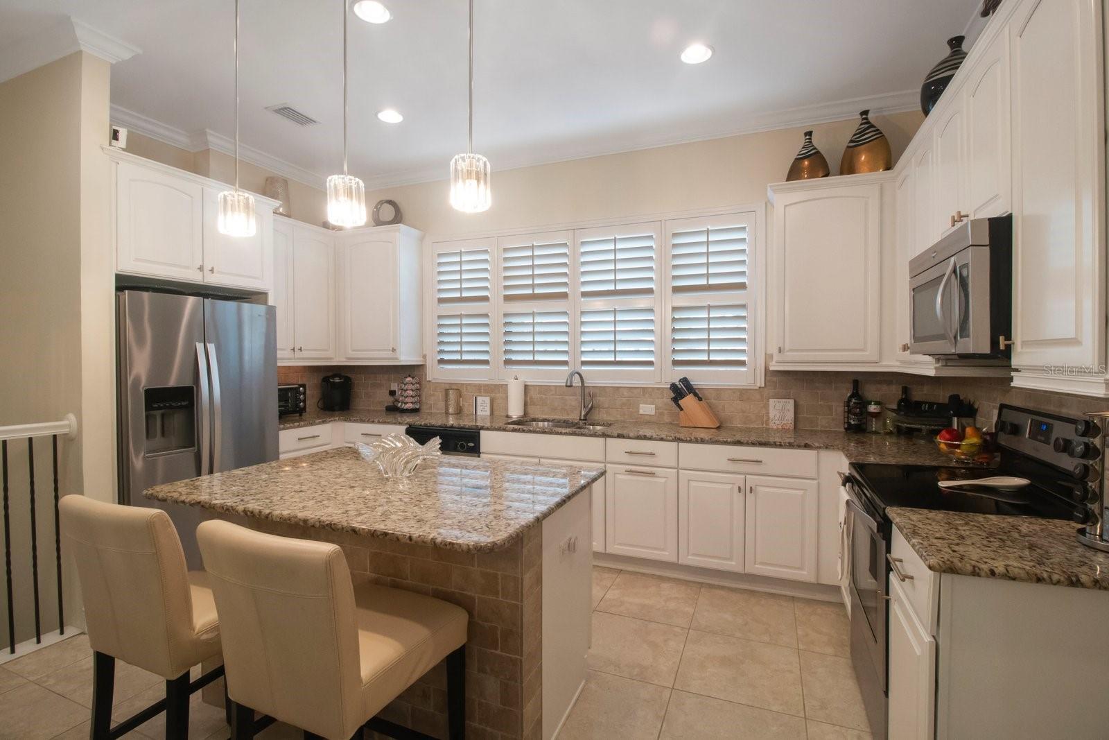 4884 YACHT CLUB DR — photo 7