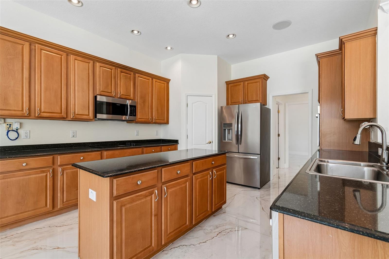 10102 DEERCLIFF DR — photo 20
